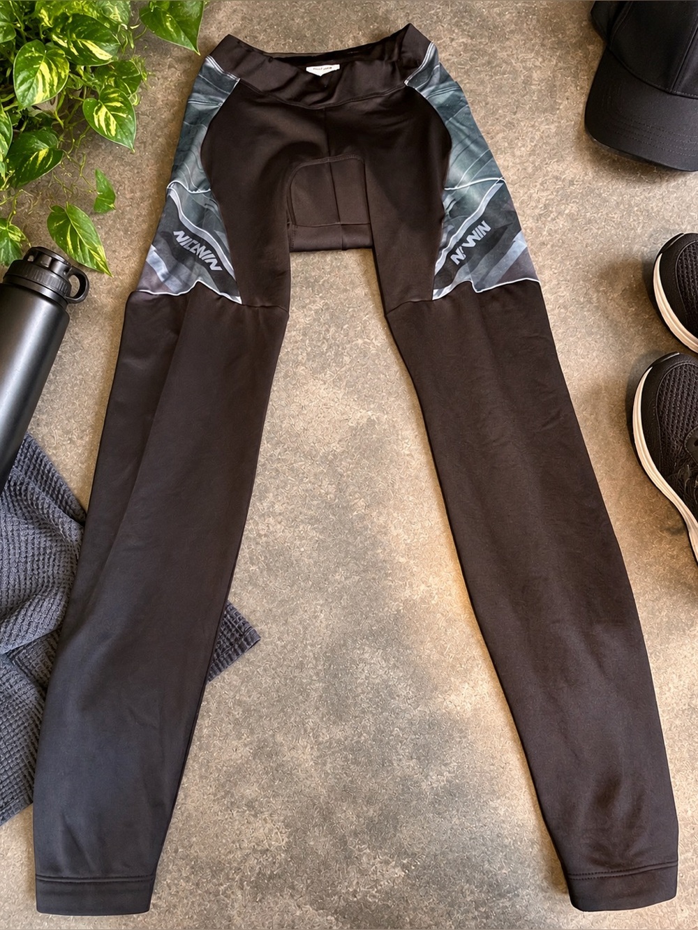 NICE WIN Padded Cycling Leggings / Bike Tights — Women’s S